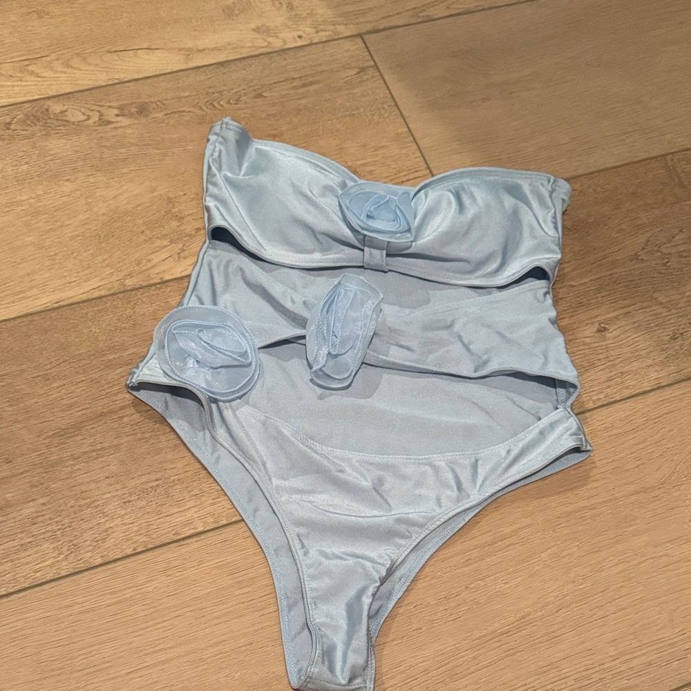 Elegant Blue Women's Swimwear